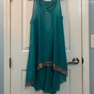 Long teal top